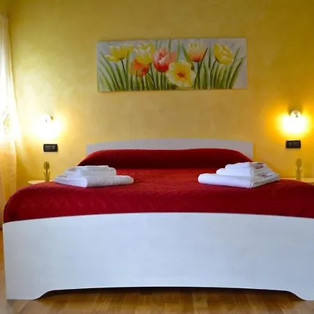 Bramasole Bed & Breakfast *